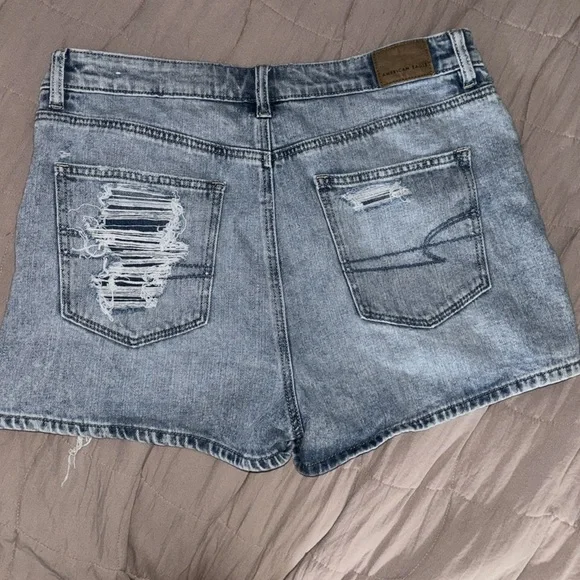 American Eagle Outfitters Distressed Jean Shorts - Picture 2 of 4